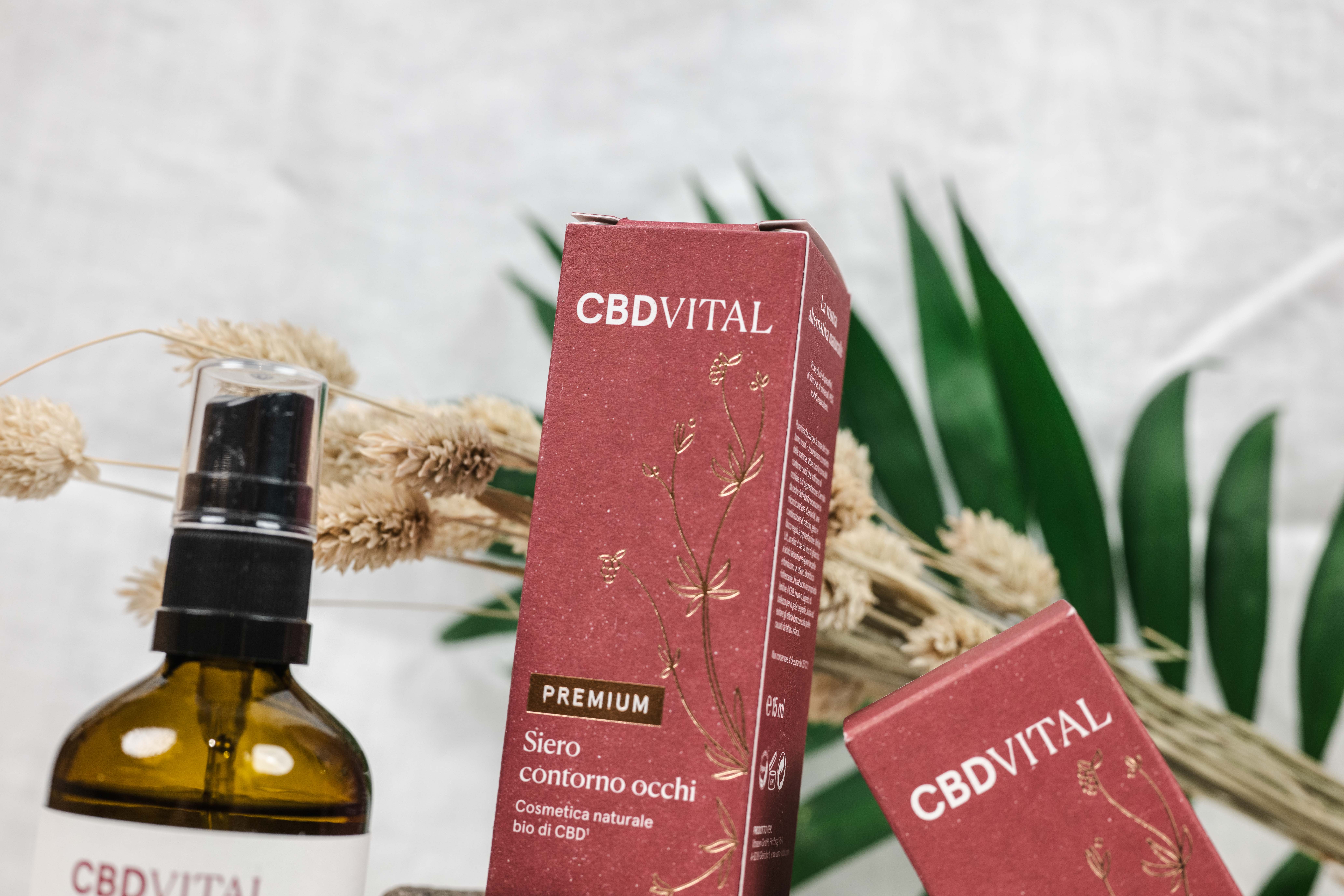 CBD-Vital-Produkte mit Hanfblättern